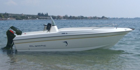 Olympic Boats 490 Fx - modern design with many layouts to choose, always at the right price